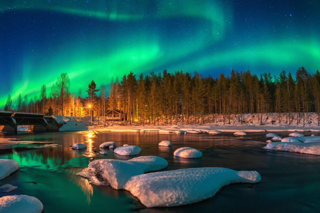 Aurora Borealis: Fenomena Cahaya Utara yang Menakjubkan